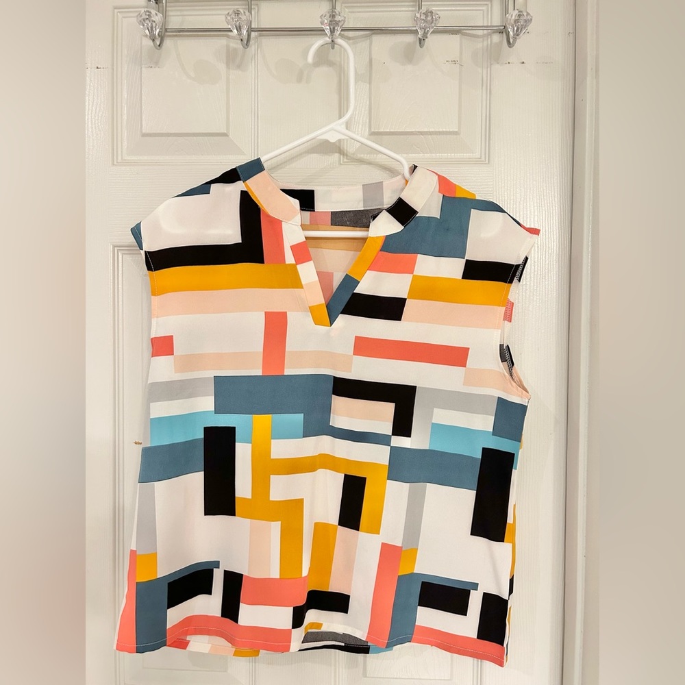 Geo Multicolored Sleeveless Top